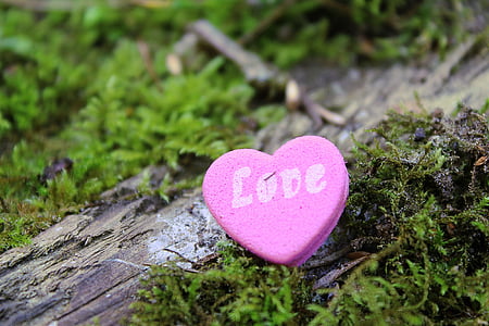 heart pink plastic toy thumbnail