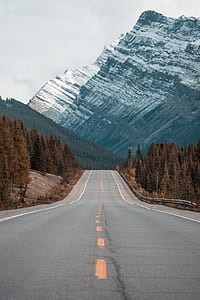 road near mountain thumbnail