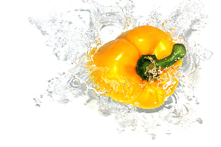 macro photography of yellow bell pepper with water splash thumbnail
