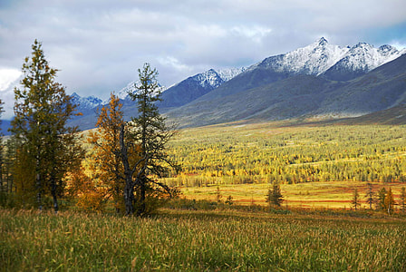 Beautiful landscape with mountains in Russia thumbnail