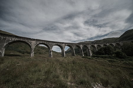 landscape photo of bridge thumbnail