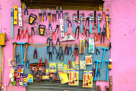assorted hand tools thumbnail