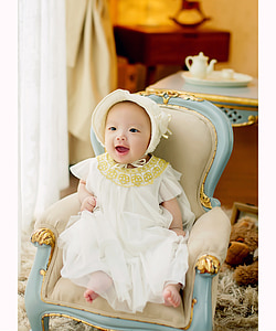 girl wearing a white dress thumbnail