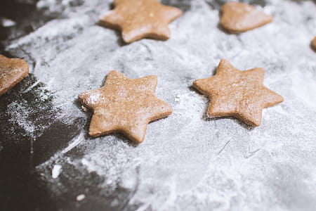 Freshly baked Christmas gingerbread thumbnail