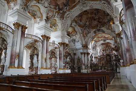 white cathedral thumbnail