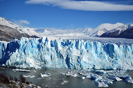 ice berg on ocean thumbnail