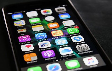 space gray iPhone 6 and black case thumbnail