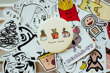 round white pin thumbnail