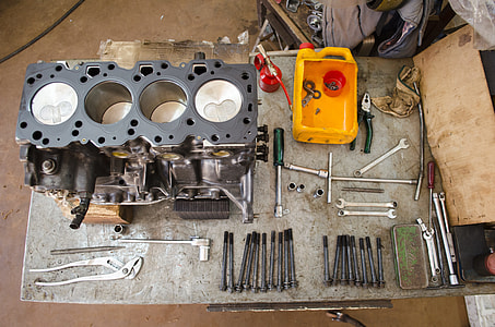 gray engine block thumbnail