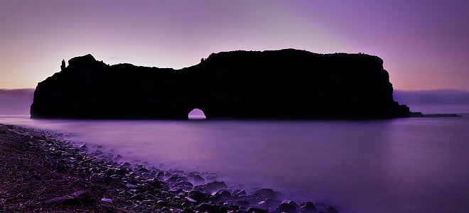 silhouette of riff on body of water thumbnail