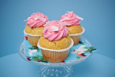 Three Cupcake With Pink Icing thumbnail