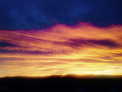 photo of sky during golden hour thumbnail