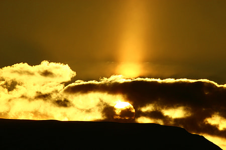Sunset, Behind The Clouds thumbnail