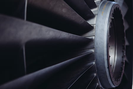 black propeller thumbnail