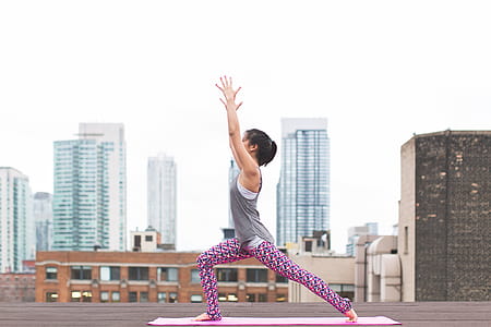 Yoga Crescent Lunge Photo thumbnail