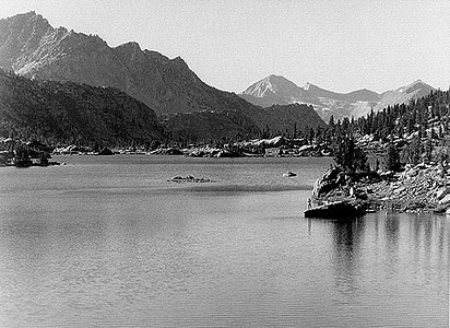 Rae Lake at Kings Canyon National Park, California thumbnail