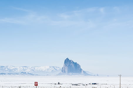 mountain covered with snow thumbnail
