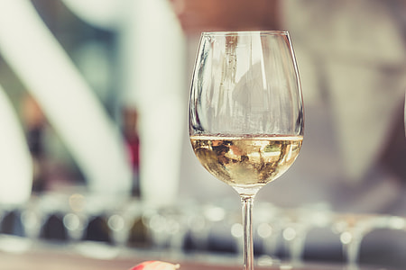 Glass White Wine thumbnail