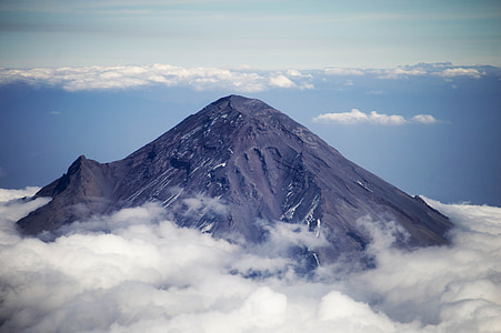 cloud around mountain thumbnail