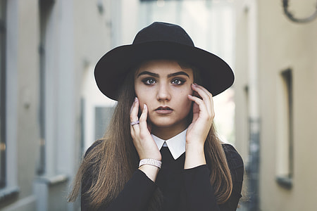 woman in black long-sleeved shirt thumbnail
