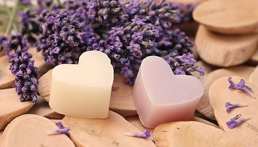 two heart-shape decors thumbnail