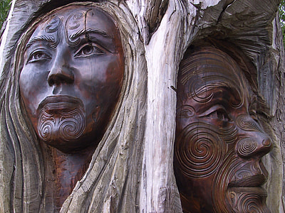 two carving of Hawaiian people tribe thumbnail