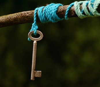 gray key and blue rope thumbnail