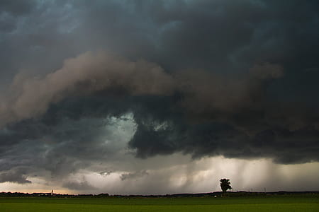 view of nimbus cumulus clouds thumbnail