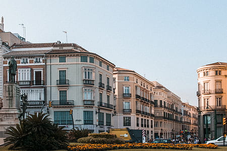 White Concrete Building thumbnail