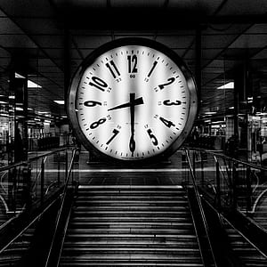 black-and-white, numbers, time, clock thumbnail