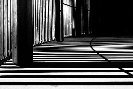 light by balcony thumbnail