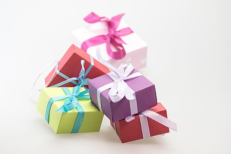 five assorted-color gift boxes thumbnail