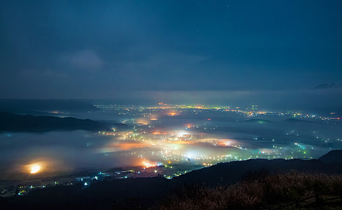aerial photography of city thumbnail