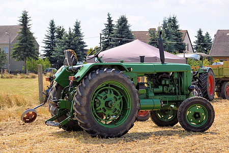 Tractor, Historically thumbnail