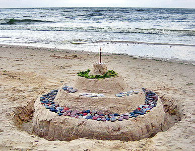 sand castle seashore thumbnail