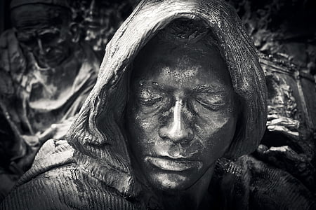 man concrete statue thumbnail