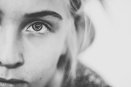 gray scale photo of a women's face thumbnail