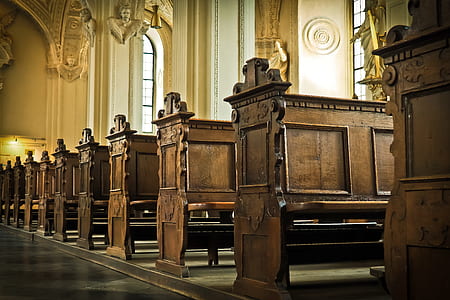 cathedral interior thumbnail
