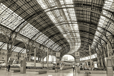 interior photography of train station thumbnail