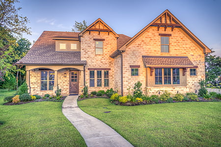 photography of brick house thumbnail