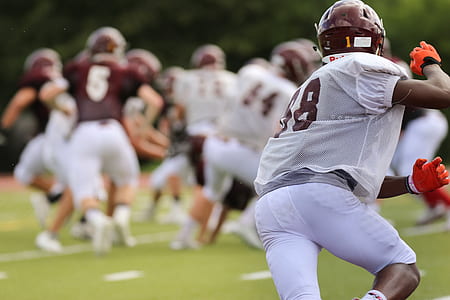 football player at field thumbnail