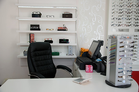 eyeglasses on rack thumbnail