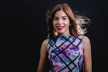 woman wearing floral top thumbnail