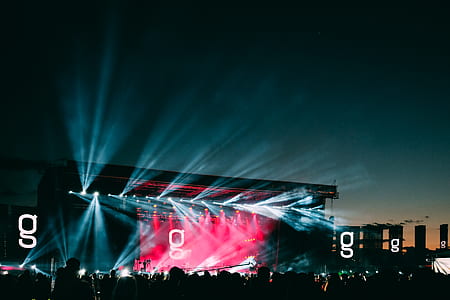 people on concert with lights thumbnail