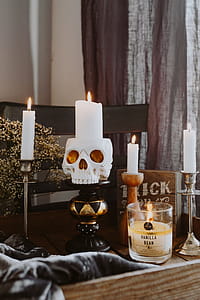 Halloween Decorations & Candles thumbnail