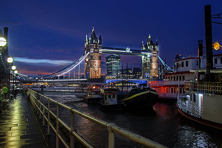 London Tower Bridge at night thumbnail
