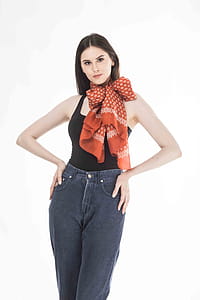 Women's Black Tank Top With Blue Denim Jeans Outfit thumbnail