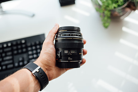 85mm lens thumbnail