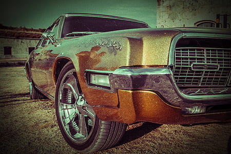 brown sedan thumbnail