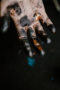 Messy painted hands of a painting artist thumbnail